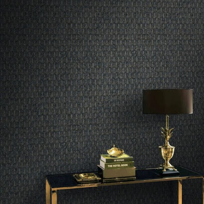 Crackle-pattern wallpaper, gold on cream